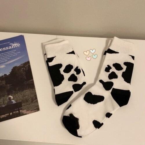 2020 New Women Socks Fashion Women Girls Comfortable Harajuku Animal Stripes Milk Cow Printed Long Crew Socks Winter Warm Cute