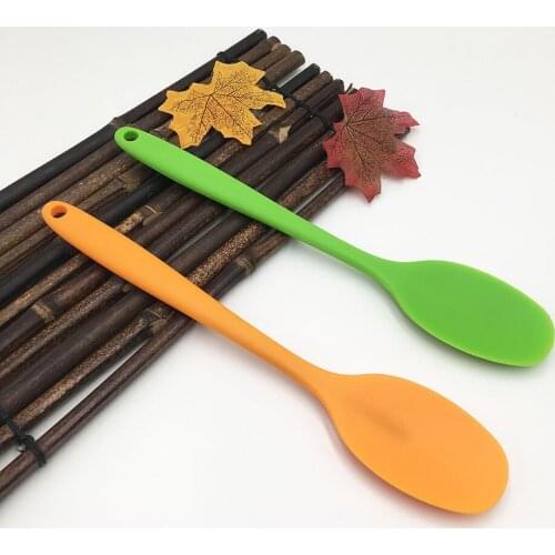 Silicone Salad Spoon Mixing Spoon Long-handled Cooking Utensils Tableware Kitchen Soup Spoons Scraper Shovel Bakeware tools