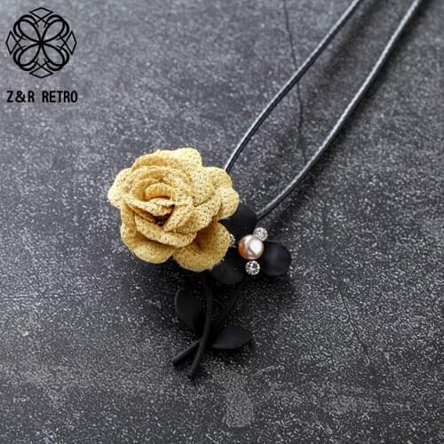 Vintage Cute Flower Jewelry Long Chains Necklace Statement Costume for Women Suspension Pendants 2021 Fashion Goth Accessories