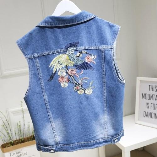 Womens Spring Autumn Sleeveless Floral Bird Embroidery Blue Denim Vest Female Winter Plus Size Short Waistcoat TB433