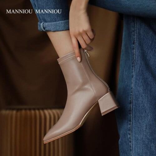 2021 Womens Shoes Fashion Personality All-match Single Boot Square Toe Mid-heel Stretch Martin Boots Soft Leather Casual Short