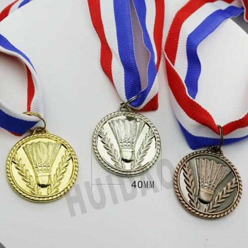SIZE 40MM Badminton Small Medal 1Set Contain 1pcs Gold Color Medal and 1pcs Silver Gold Medal and 1pcs Copper Medal