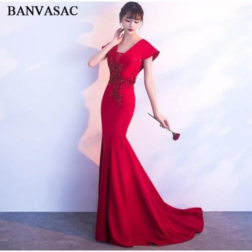 BANVASAC 2018 V Neck Lace Appliques Sweep Train Mermaid Long Evening Dresses Party Short Cap Sleeve Backless Prom Gowns