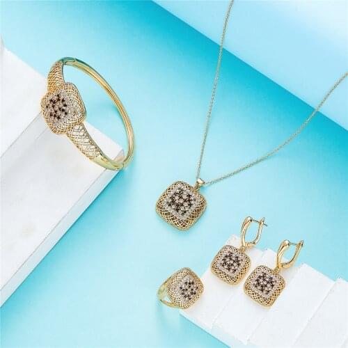 2021 July Trend of 18k Gold Jewelry Sets A set of Women Accessories Necklace Earrings Ring Bangle on Hand