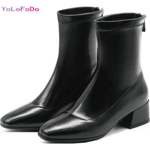 2021 Autumn Winter Women Ankle Boots Comfortable Square Heel Round Toe Womens Boots PU Leather Back Zipper Womens Boots White