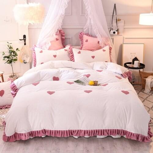 4Pcs Towel embroidery Princess style luxury bedding sets queen king size duvet cover set bed skirt set pillowcase bedclothes