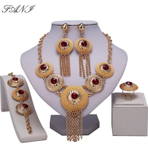 Fani fashion African Jewelry Sets brand 2018 Dubai Gold-color crystal Jewelry Set Wholesale nigerian bridal bead Jewelry Set