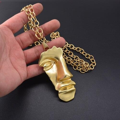 YANGLIUJIA Exclusive Design Golden Metal Pendant Necklace Hip-hop Punk Retro Personality Necklace Women Jewelry Gifts