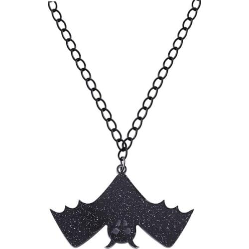 Men Womens Halloween Bat Pendant Necklace Personality Exaggeration Punk Bat Necklace Cool Jewelry Unisex Accessories