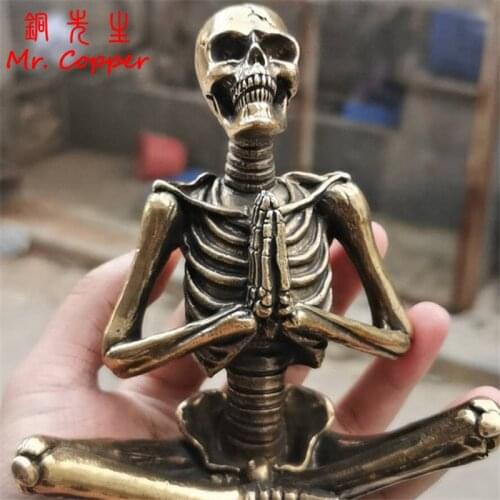 Brass Sitting Skull Man Figurines Dark Punk Hiphop Human Statue Retro Copper Unique Tea Pet Home Decoration Accessories Gifts