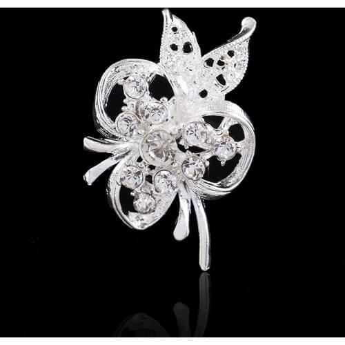 Exquisite Hollow Butterfly Ornament Alloy Crystal Brooches Pin for Wedding Bridal Party Bouquet DIY Rhinestone Accessories AB088