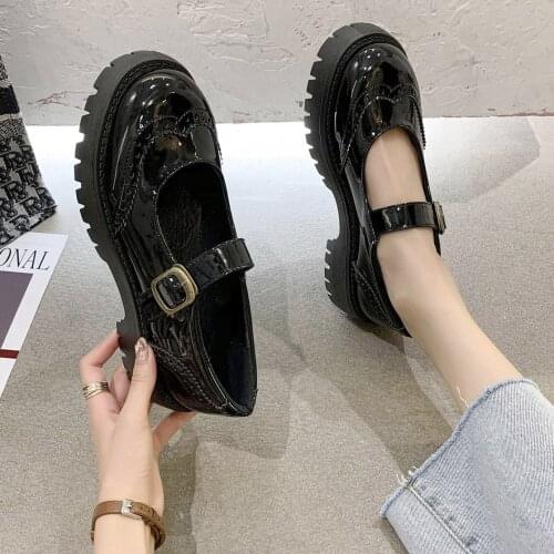 Sweet lolita shoes women Patent Leather Ladies Pumps Fashion Platform Shoes Woman Round Toe Girl Mary Jane Students Shoes 2021