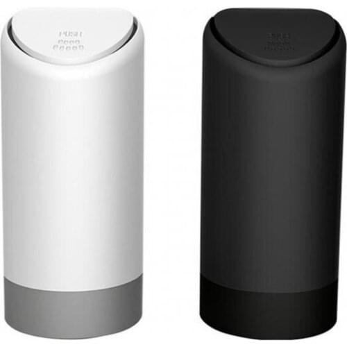 Universal Mini Garbage Dust Case Holder Hanging Car Trash Bag Car Trash Pressing Type Trash Can Auto Interior Accessories