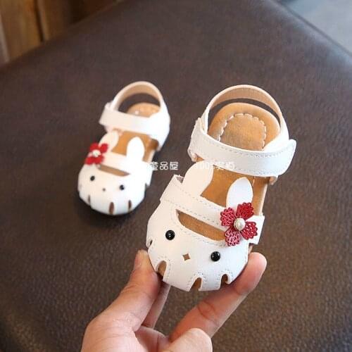 Special female baby sandals 0-1-2-3 years old 4 girls beach shoes Summer Infant Soft Bottom Princess walking shoes