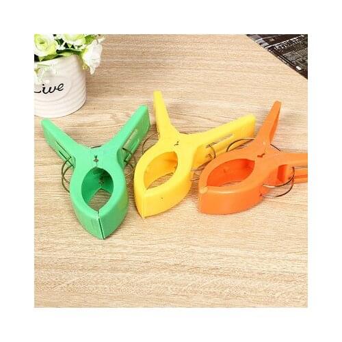 Plastic clip will be big drying clothes rack air basks in the small clip clip air cool clothes by big clip