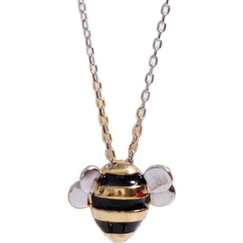 Bee Pendant Necklace Sterling generous Fashion Creative Female Cute Jewelry Bring luck and blessing to friends