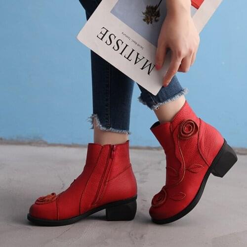 New Women Genuine Leather Boots Handmade Retro National Wind Flower Winter Warm Shoes Ladies Soft Soles Mother Thick Boots Women