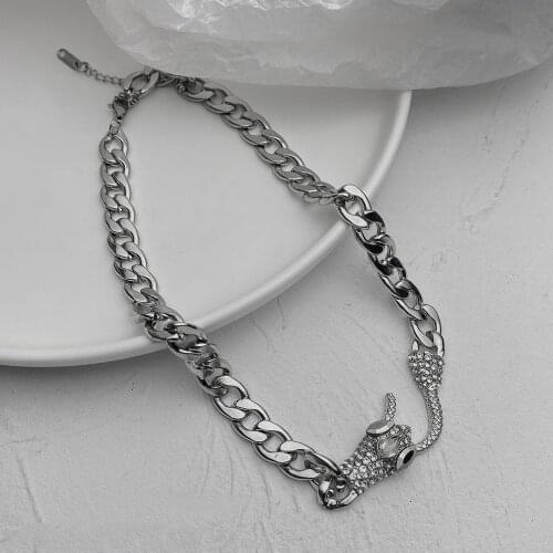 2021 Trend Animal Snake Pendant Choker Necklaces For Women Girls Classic Titanium Steel Serpentine Necklaces Fashion Jewelry