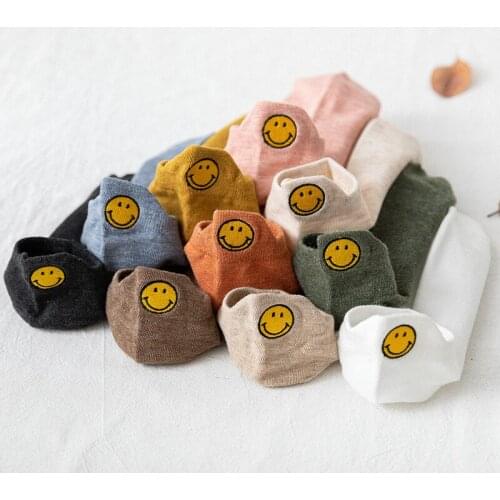 Embroidery Cartoon Smile Face Funny Socks Women Japanese Jarajuku Style Kawaii Ankle Socks Cotton Calcetines Mujer Meias 121403