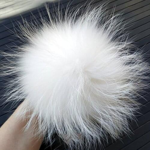 2pcs/lot White Raccoon Fur Pom Pom Huge Pompoms hats beanies Pendants Keychains Accessories for hats Holiday Gifts 25 colors