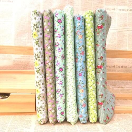 7Pcs/Set Floral Cotton Cloth Hand Craft Toy Bag Doll Clothes DIY Sewing Tool Cloth Hand Craft Clothes DIY Sewing Tool Cloth Hand