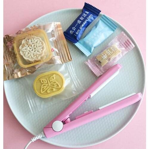 Handheld Mini Vacuum Sealer Household Food Portable Bag Clips Electric Heat Sealing Machine Seal ​Packing Plastic Seal Machine