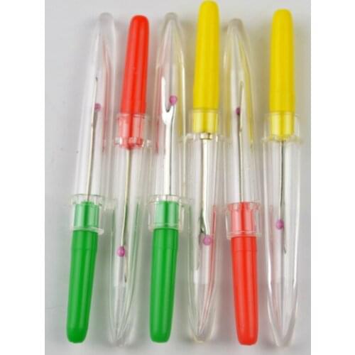 2Pcs Plastic Handle Craft Thread Cutter Seam Ripper Stitch Unpicker Sewing Tool Cross-Stitch Sewing Thread Remover Random Color