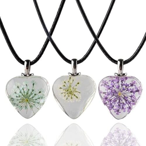 Free Shipping 30 Pcs Pressed Flower Dried Flower Necklace Pendant Long Rope Chain Heart-shaped Necklaces Jewelry