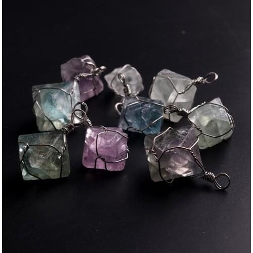 12pcs Natural Stone rhombus Random Mixed Necklace Pendants Meditation Healing Quartz Treat Crystal Charm for Jewelry Making Free