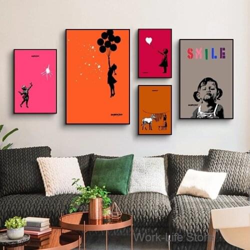 Banksy Canvas Painting Graffiti Wall Art Girl Keeping Smile Posters and Prints Picture for Living Room Decoration Home Decor
