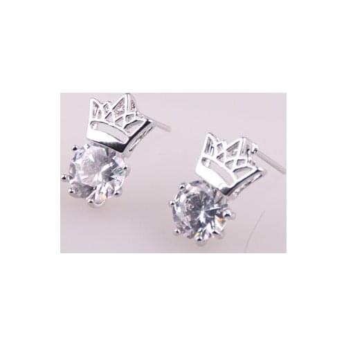 RED HERRING BY PENG CHANG PC Stud Earrings