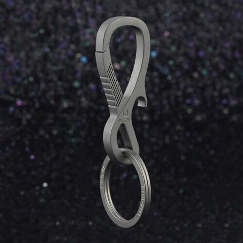 Luxury Titanium Men Women Car Key Chain Creative Shape Super Light Titanium Key Chains Luxury for Key Rings EDC Tool Best Gifts
