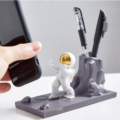 Astronaut Pen Holder Mobile Phone Stand Practical Desktop Decoration Nordic Home Personality Decoration