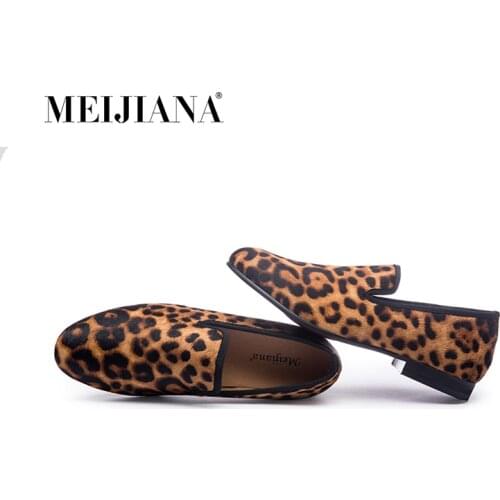 MEIJIANA New Handmade Leopard Men Red Bottom Loafers Gentleman Luxury Fashion Stress Shoes Party sequin shoes Men Casual Shoes