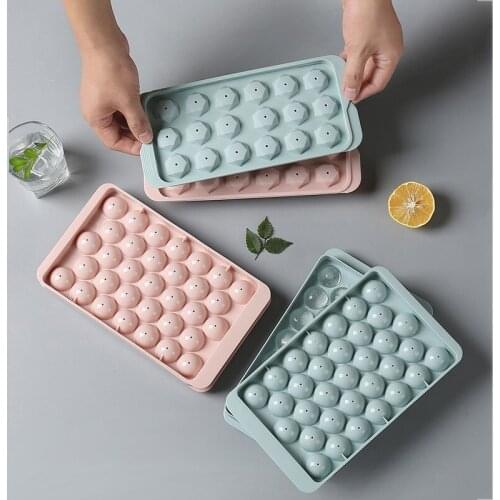 Creative Round Ice Tray with Lid Plastic Ice Cube Mold Refrigerator Spherical Ice Box Large Ice Mold Ice Box Kitchen Accessories