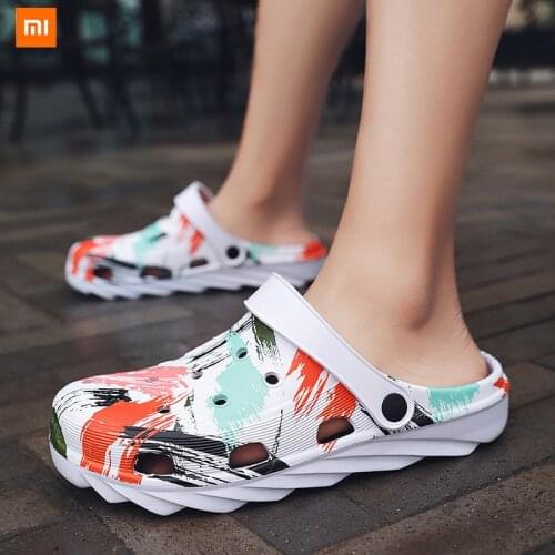 2021 Xiaomi Youpin outdoor beach couple hole shoes summer casual fashion graffiti Baotou sandals one shoe two wear