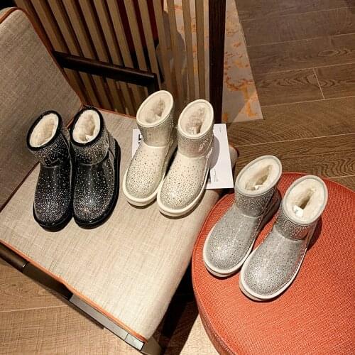 Brand Snow boots, womens fur and fur integrated new water drill film waterproof womens cotton shoes short boots in winter 2020