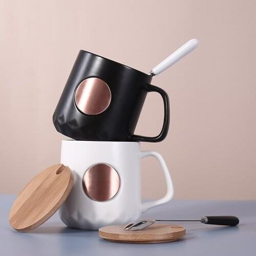 Creative Personality Ceramic Cup Gift Copper Badge Water Cup Household Ceramic Spoon Mug with Lid