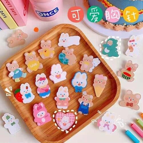Cute Cartoon Bear Brooches Fashion Acrylic Badge Clothes Bag Pendant Cloth Brooch Decorative Pins Jewelry Accessories