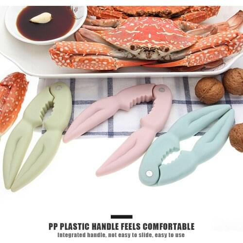 Zigzag Shape Crab Plier Walnut Cracker Plastic Crab Plier Handheld 180 Degrees Antislip Nut Crab Tool Kitchen Supply