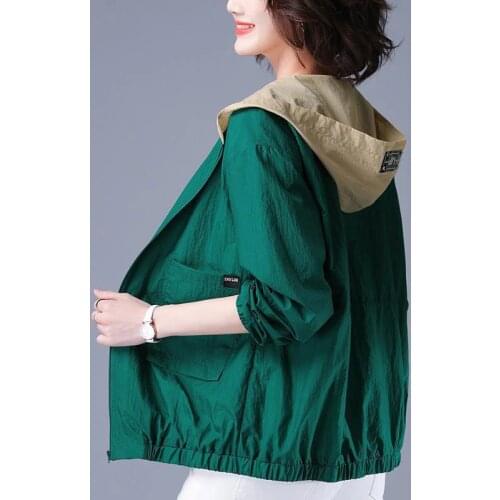 2020 New Summer Womens Jacket Thin Coat Hooded Casual Windbreaker Long Sleeve Sunscreen Jackets Female Zipper Pockets Outwear