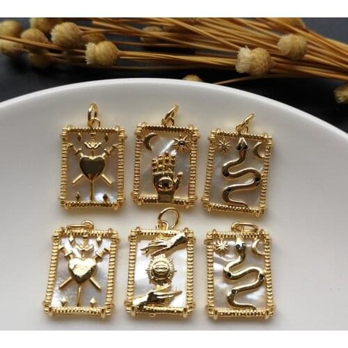 20pcs/lot 15x20mm Copper Virgin Mary Sacred Heart Pendant & Charms Moonstar & Snake & Hamsa Pendant for Women & Gift