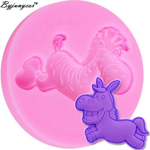 Byjunyeor M521 Epoxy UV Resin Horse Silicone molds Handmade Soap Mold, Fondant Cake Decoration Sugar Gumpaste Clay baking tools