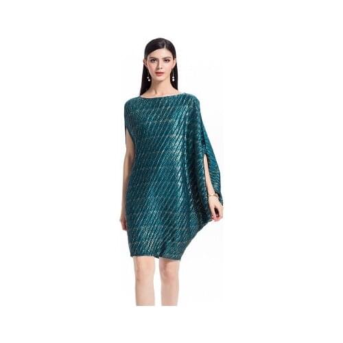 HOT SELLING Miyake fold irregular Matt batwing sleeve fashion o-NECK dress IN STOCK