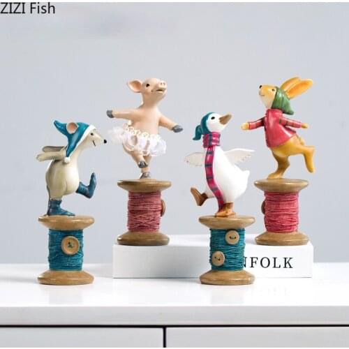 European Painted Resin Cartoon Animal Sculpture Piggy Rabbit Figurine Bedroom Desktop Decoration Abstract Crafts Home Decoration