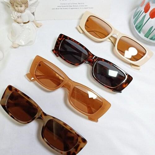 DYTYMJ Small Frame Square Sunglasses Women 2021 Luxury Brand Sunglasses for Women Gradient Mirror Shades for Women Wholesale