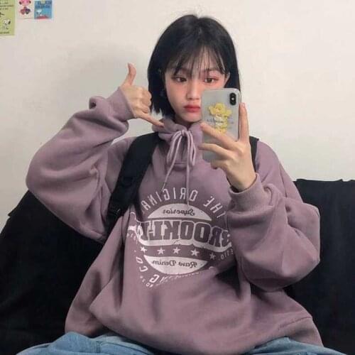 Vantage one line Women's Sweatshirts