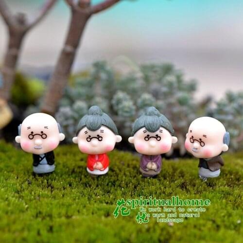 4pcs/lot Grandma And Grandpa Moss Micro Landscape Decoration And Creative Doll Ornaments DIY Assembly Supply
