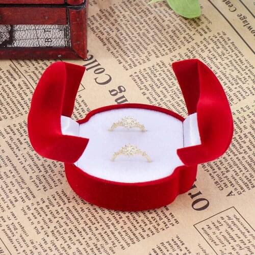 1 Piece Hot Sale Exquisite Velvet Red Double-faced Jewelry Gift Box Wedding Party Ring Display Case