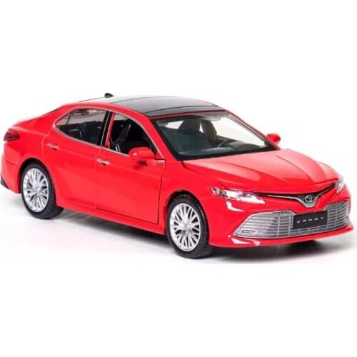 1: 32 Simulation 8th Generation Toyota Camry Alloy Car Model Decoration Childrens Toy Birthday New Year Christmas Gift Red